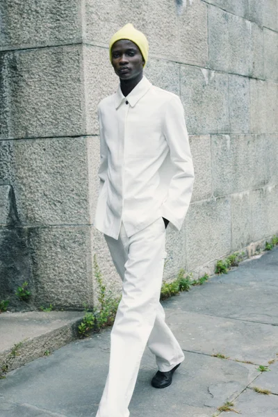 Look 12